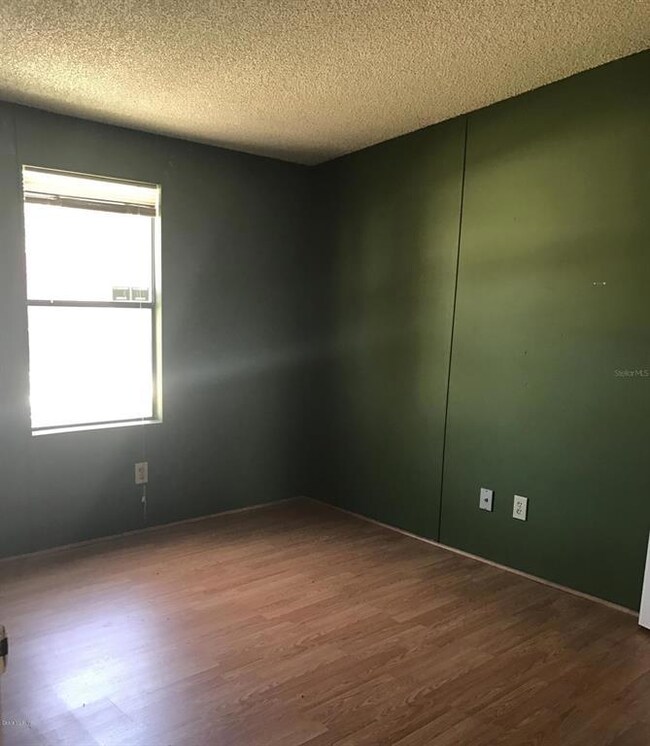 Guest Bedroom 1 (1st)