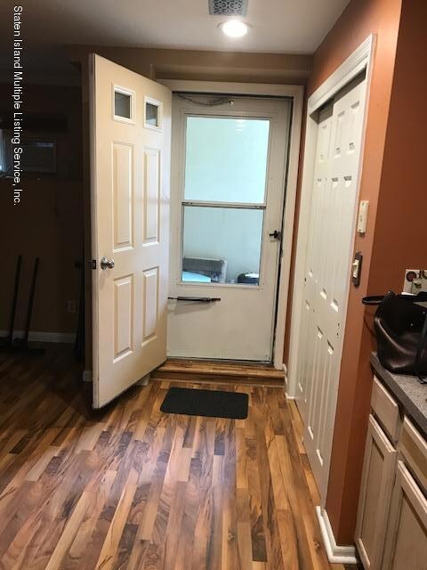 unlisted-address, Staten Island, NY 10309 - photo 6