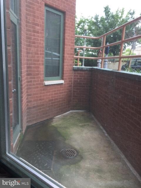 The Griffin Condominium unit 103, Washington, DC 20037 - photo 7