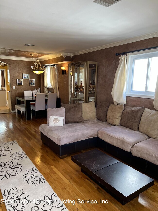 26 Eagan Ave, Staten Island, NY 10312 - photo 4
