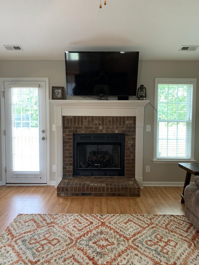 8BD64F4D-28BA-4BE9-A9F3-F6D42B17A649