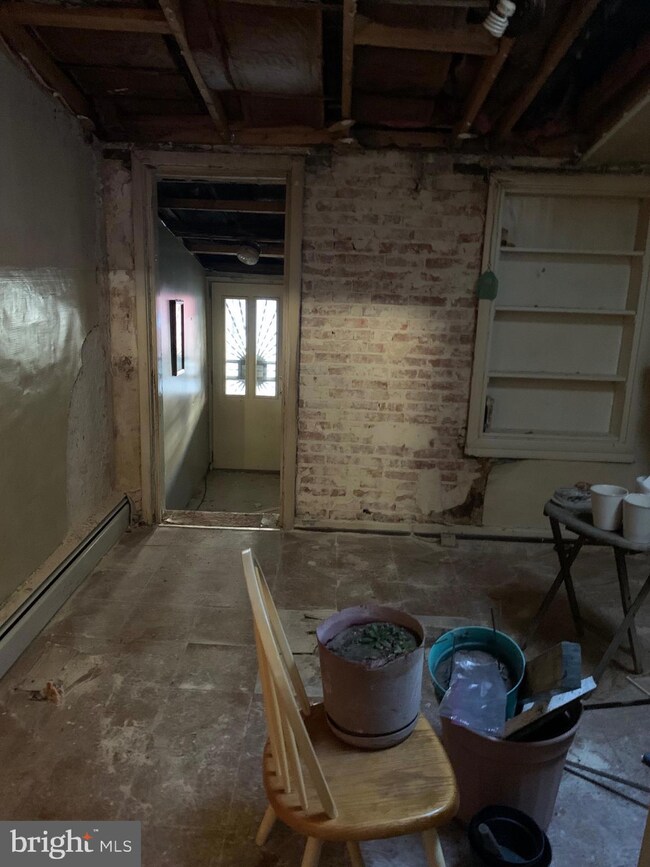 607 Wyeth St, Baltimore, MD 21230 - photo 6