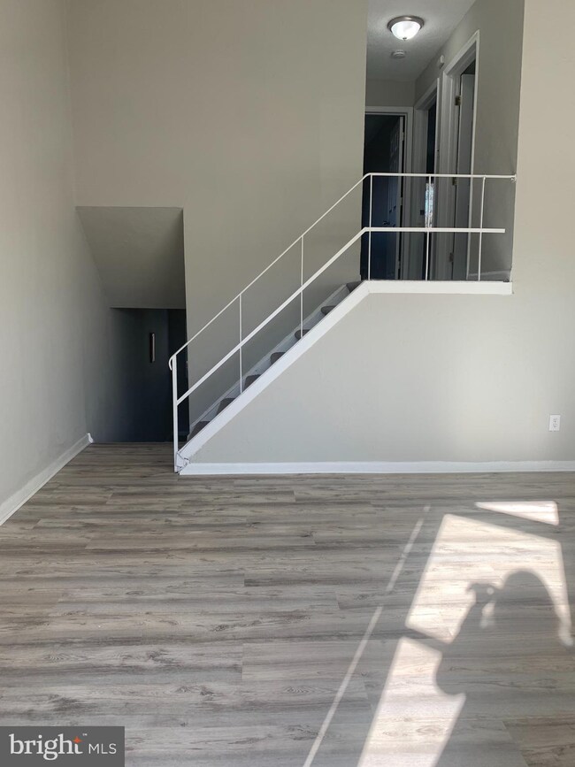 2431 Wainwright St, Camden, NJ 08104 - photo 5