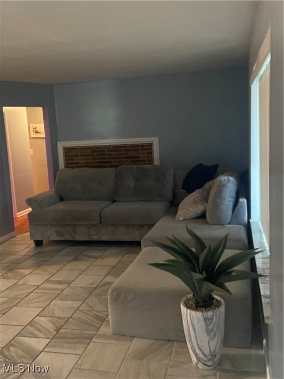 16307 Highview Dr, Cleveland, OH 44128 - photo 5