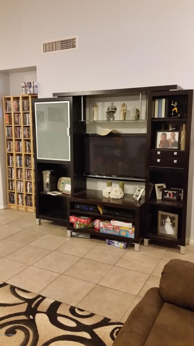 10217 E Prospect Vista Way, Tucson, AZ 85747 - photo 4