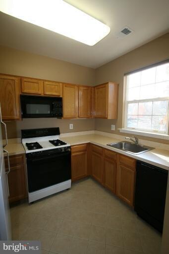 11401 Gate Hill Place unit R, Reston, VA 20194 - photo 6