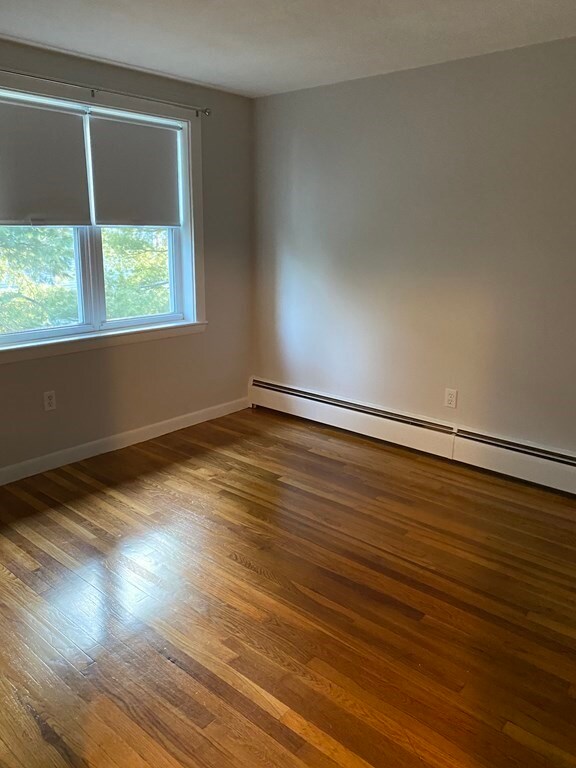 27 School Ave unit B, Waltham, MA 02453 - photo 2