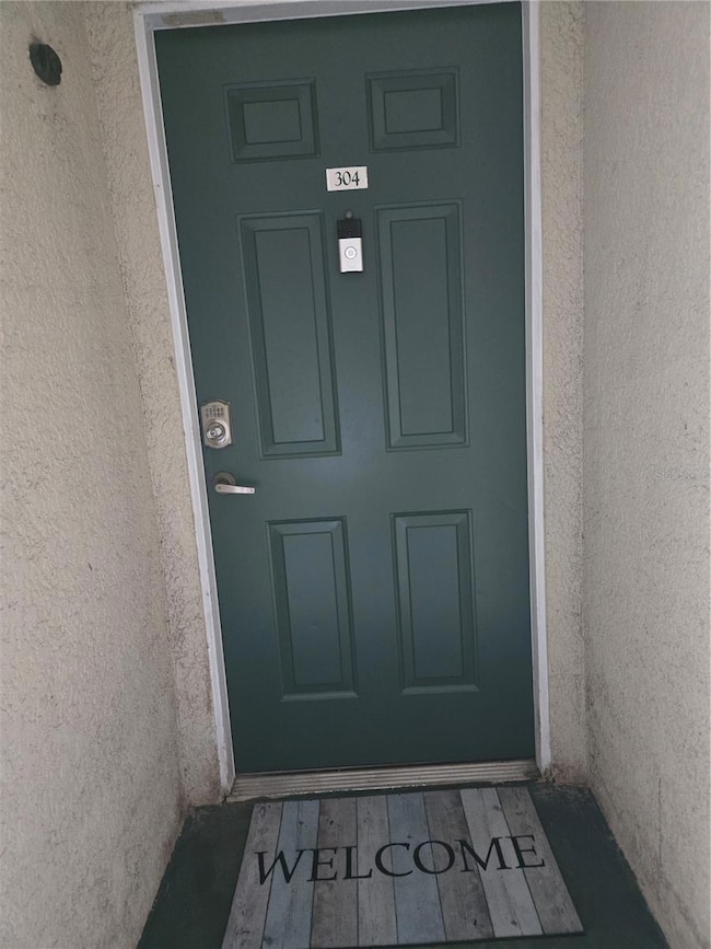 FRONT DOOR 304