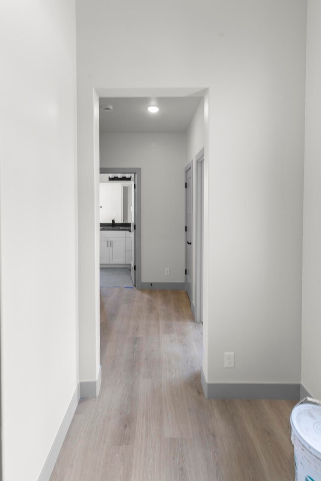 MOVE IN READY! Come see this home today!