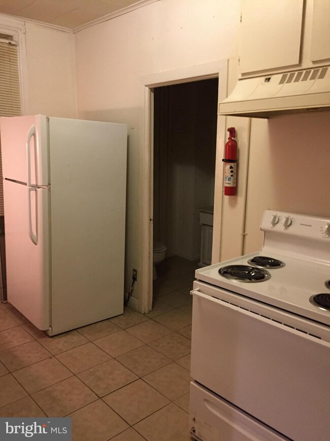 149 S Main St unit 1, Chambersburg, PA 17201 - photo 3