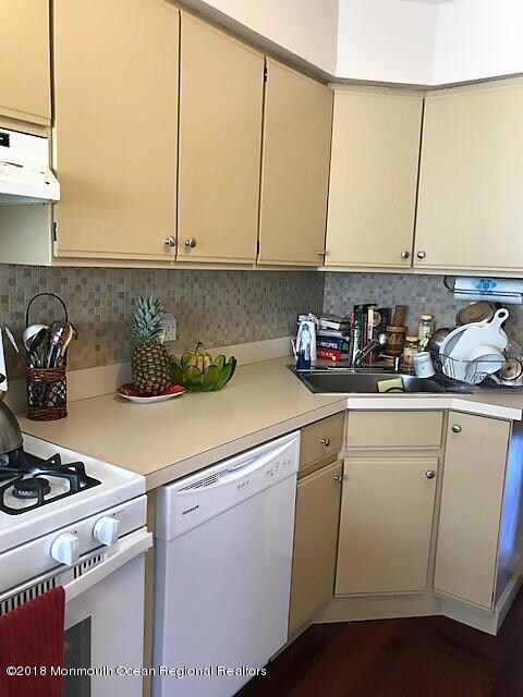 1902 Breckenridge Place unit 2, Toms River, NJ 08755 - photo 3