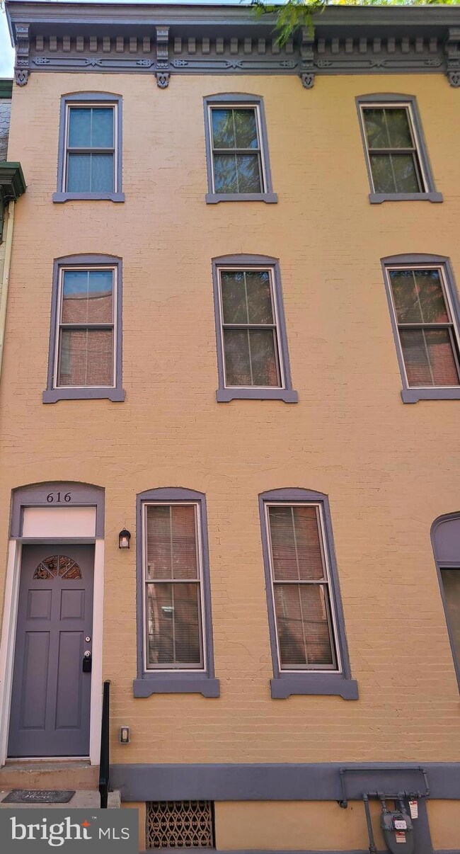 616 Spruce St, Reading, PA 19602 - photo 3