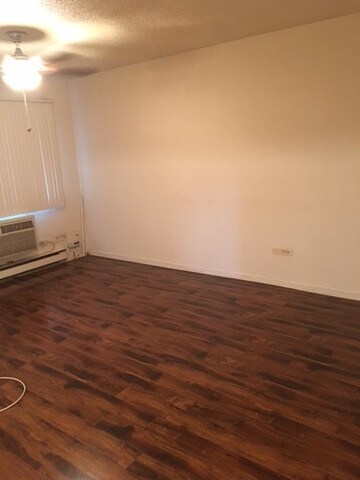 454 S Spring Rd unit 16, Elmhurst, IL 60126 - photo 3