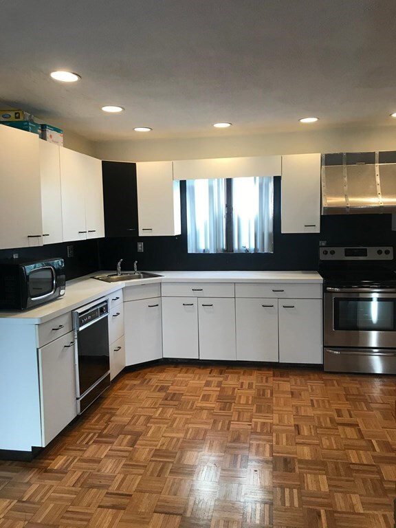 57 Myrtle St unit 2, Everett, MA 02149 - photo 4