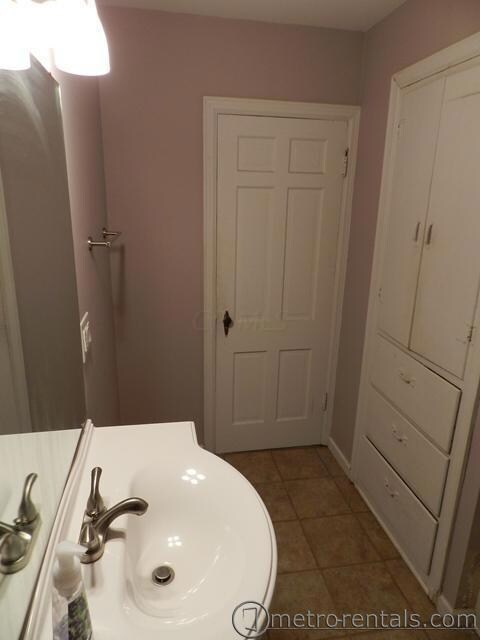 911Palmer Rd - Bathroom 3