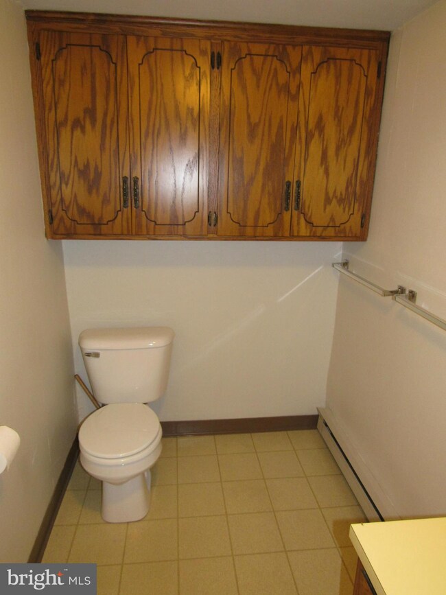 11 S Church St unit 3, Waynesboro, PA 17268 - photo 7