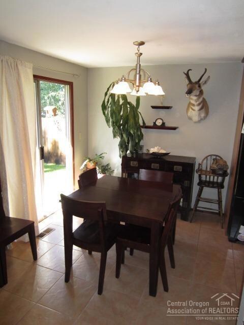 63315 Lamoine Ln, Bend, OR 97701 - photo 4