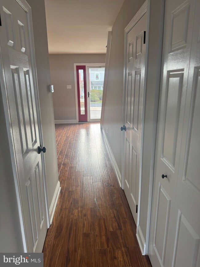 1031 Rafter Rd, Norristown, PA 19403 - photo 7