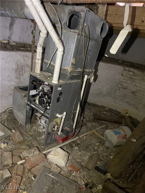 1270 E 58th St, Cleveland, OH 44103 - photo 6