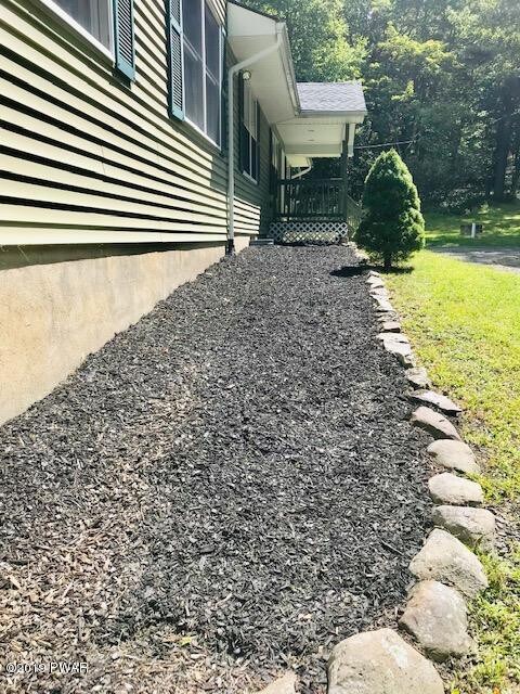 138 Primrose Ln, Milford, PA 18337 - photo 6