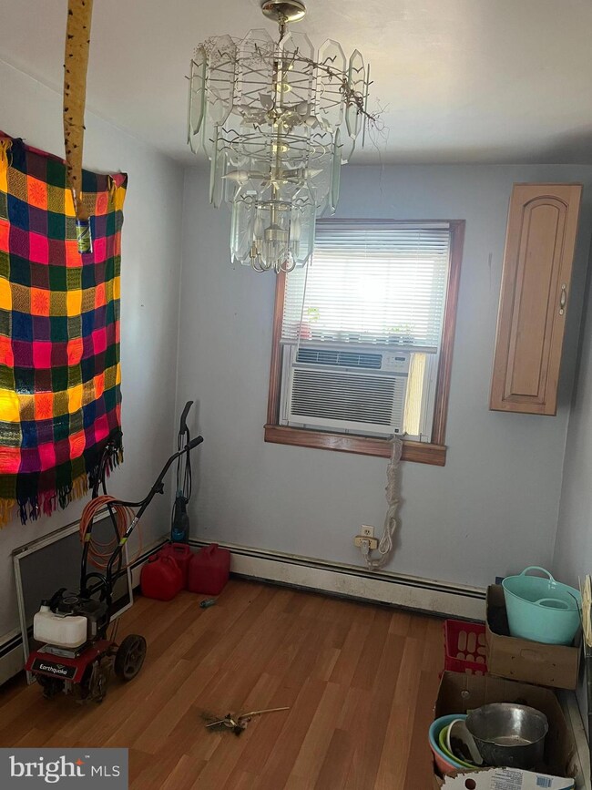 25 Poplar St, Penns Grove, NJ 08069 - photo 3