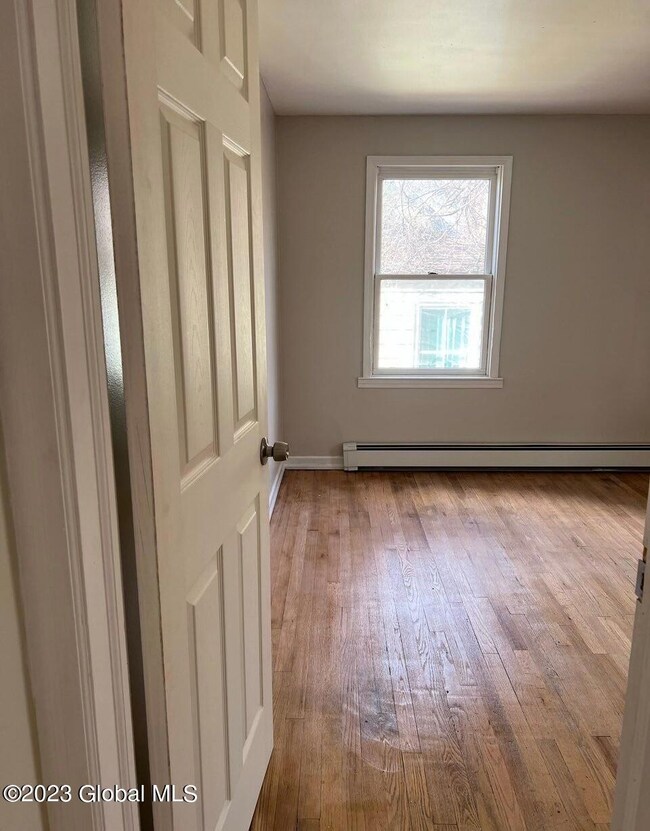 323 Sunset Ave, Rensselaer, NY 12144 - photo 3