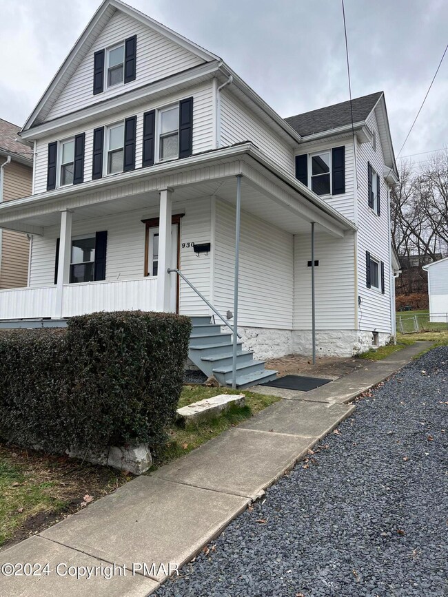 930 S 6th Ave, Scranton, PA 18504 - photo 7
