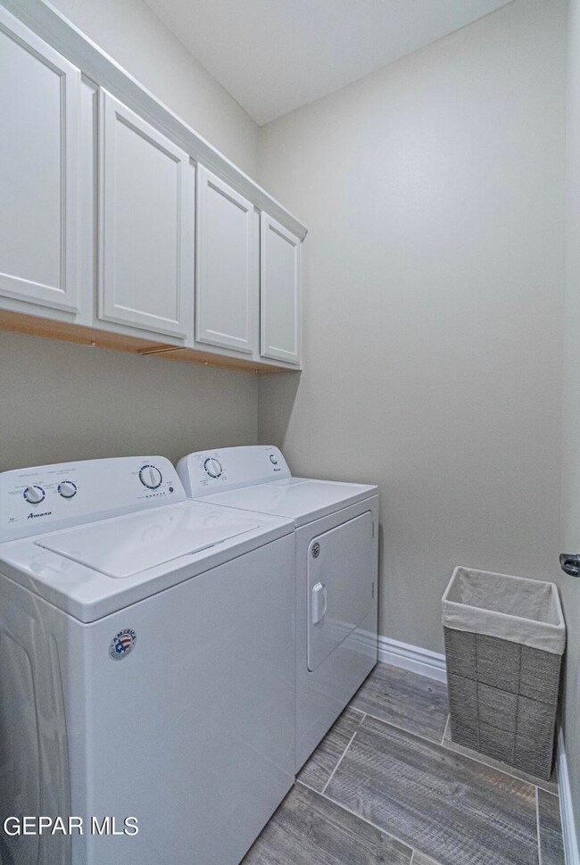 1077 Gaitan St, El Paso, TX 79928 - photo 6