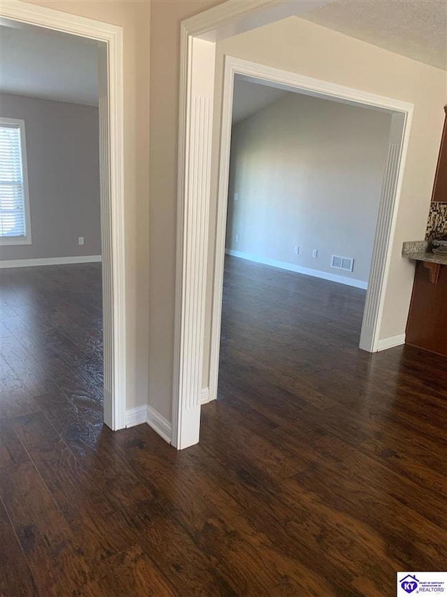 129 Lowball Ln, Vine Grove, KY 40175 - photo 6