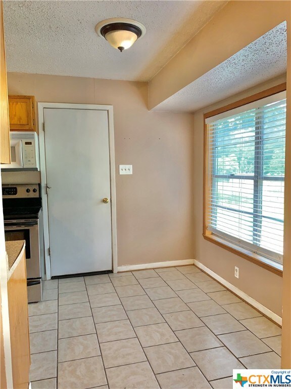 1811 Pleasant Ln, Copperas Cove, TX 76522 - photo 7