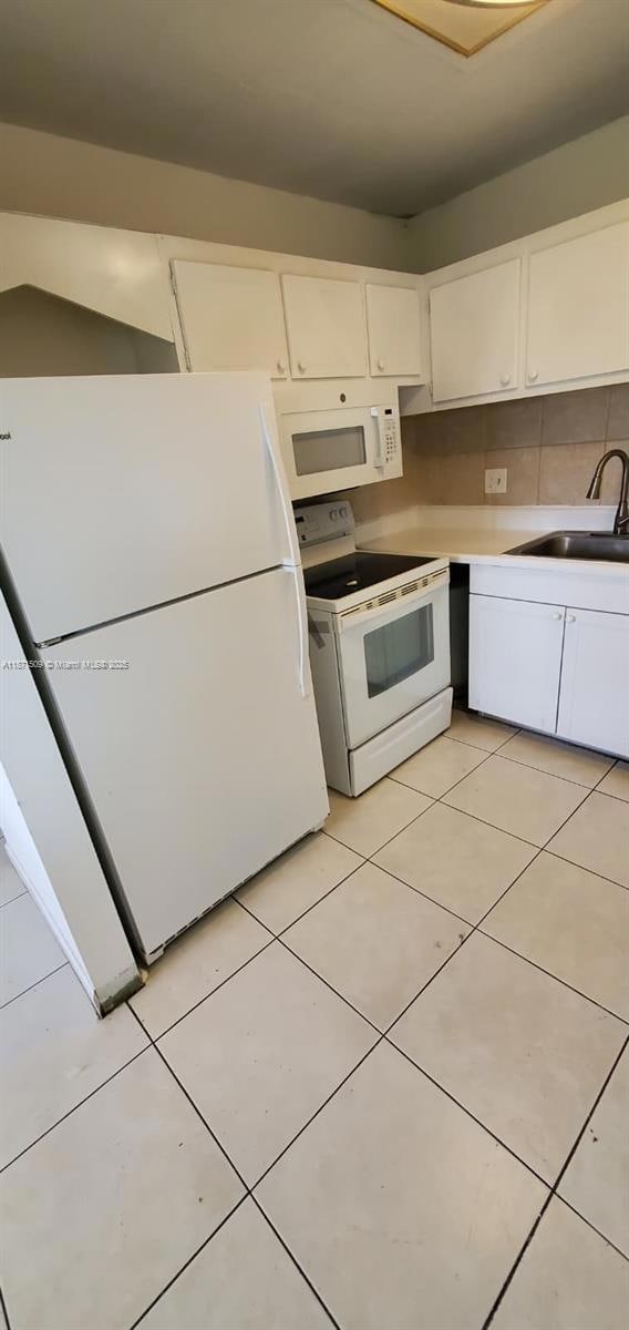 600 Village Green Ct unit C308, Palm Springs, FL 33461 - photo 2