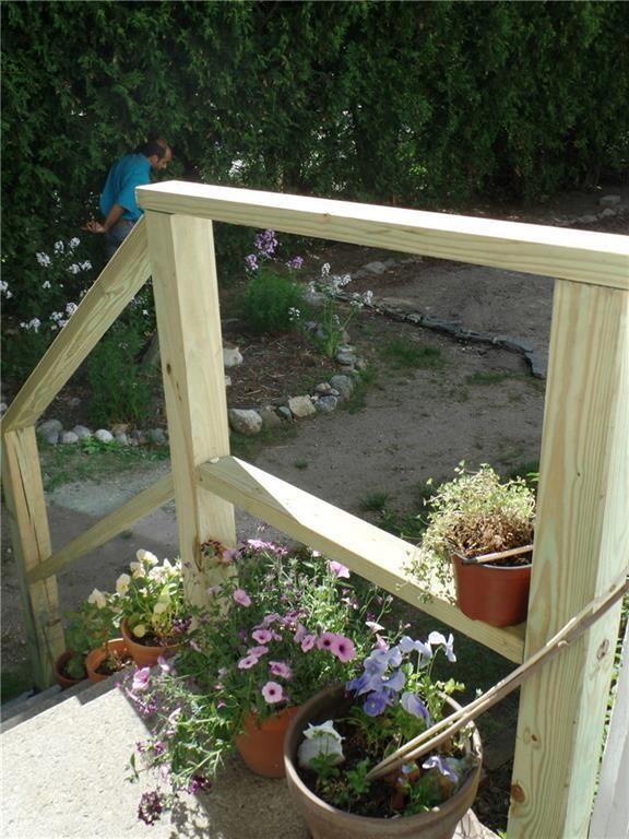 Charming home, small lot, gardening...