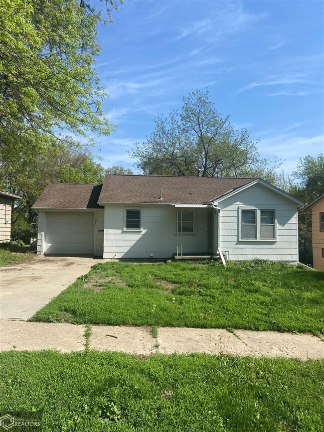 505 E Nishna Rd, Shenandoah, IA 51601 - photo 3