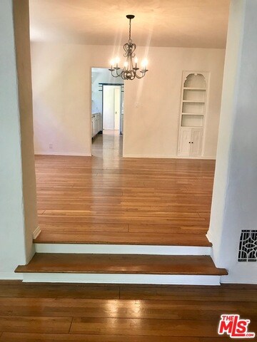 Dining Room Entry
