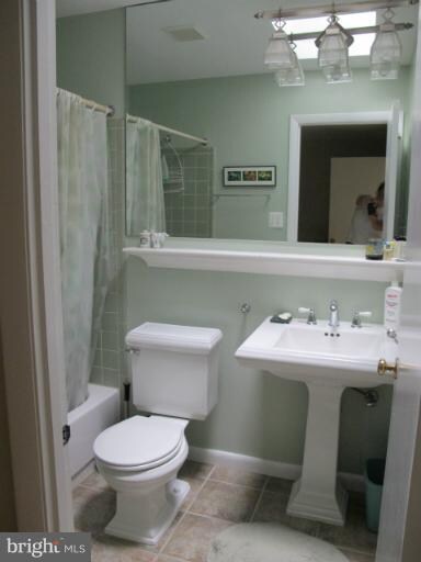 2454 Freetown Dr, Reston, VA 20191 - photo 6