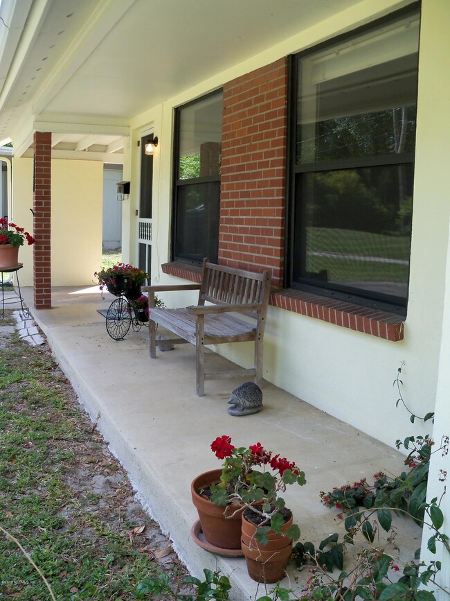 7125 Wendy Cir, Jacksonville, FL 32211 - photo 5