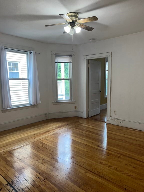 9 Acorn St unit 2, Cambridge, MA 02139 - photo 2