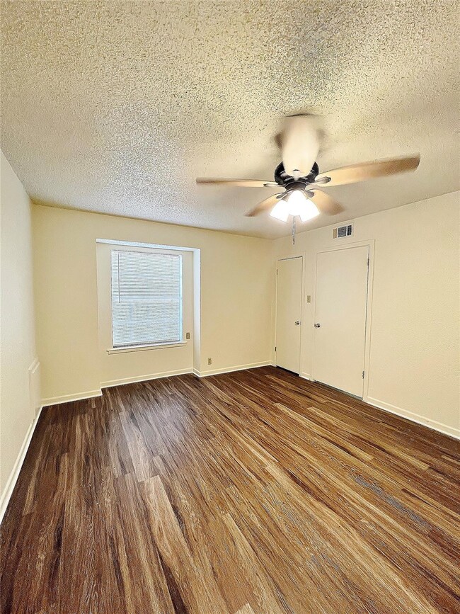 202 Jackson St unit 5, Weatherford, TX 76086 - photo 7