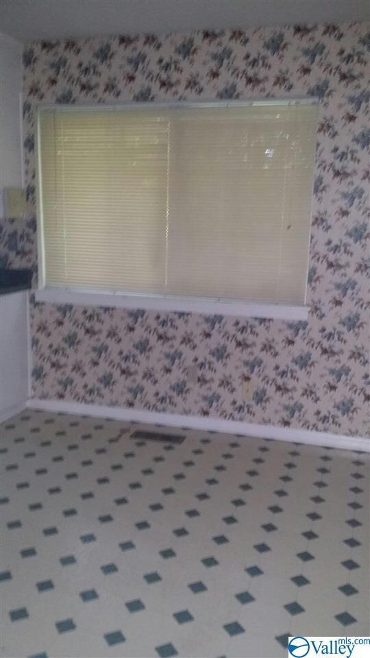 3404 Freda Ln NW, Huntsville, AL 35810 - photo 7