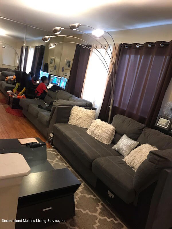 429 Willow Rd E unit 2, Staten Island, NY 10314 - photo 3