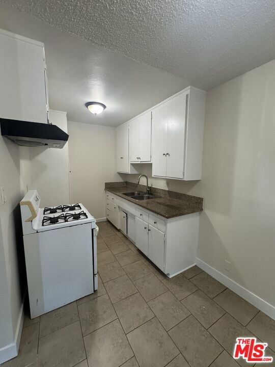 4115 W Century Blvd unit 4, Inglewood, CA 90304 - photo 4