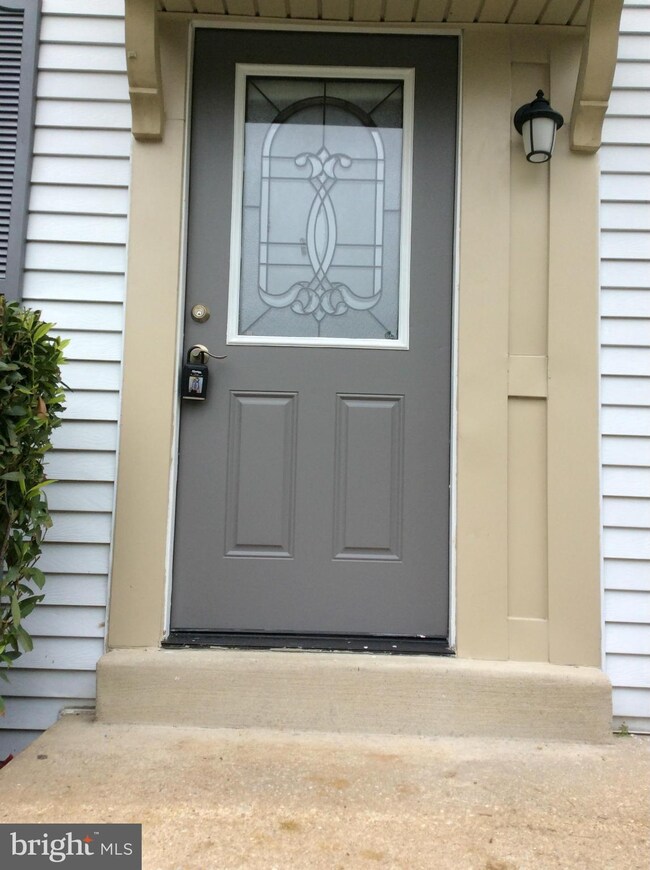 7115 Tolliver St, Alexandria, VA 22306 - photo 2