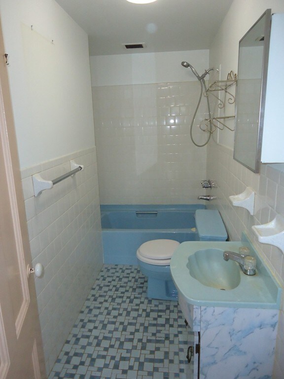 9 Franklin St, Hudson, MA 01749 - photo 7