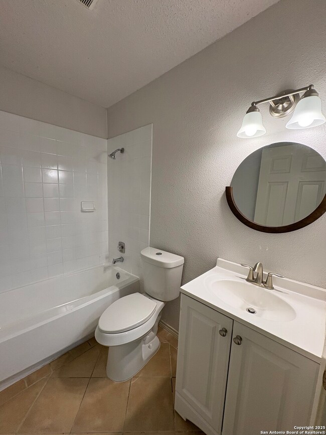 911 Walnut Park St, San Antonio, TX 78227 - photo 4