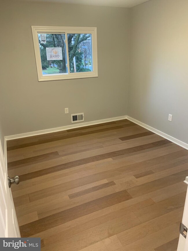 113 Upper Ferry Rd, Ewing, NJ 08628 - photo 6