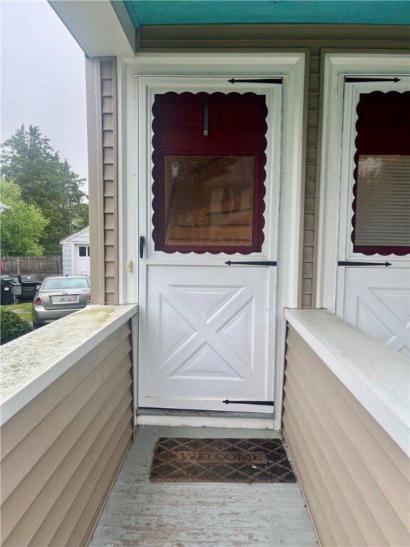 26 Bedlow Ave unit 2, Newport, RI 02840 - photo 2