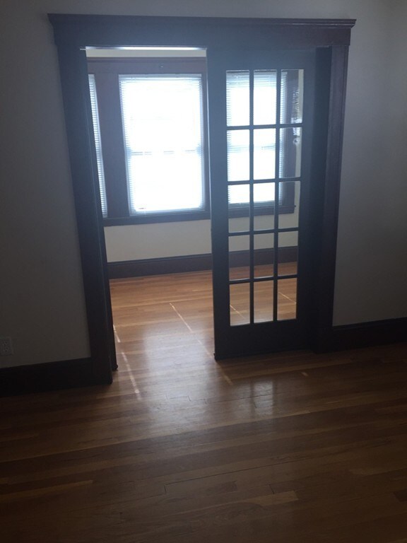 25 Hilltop St unit 1, Boston, MA 02124 - photo 4