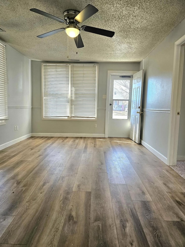 2219 S Tyler Ave, Joplin, MO 64804 - photo 3