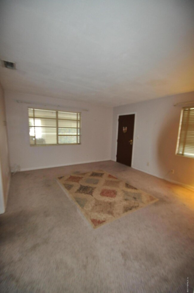 4540 Biddy Ln W, Jacksonville, FL 32210 - photo 2