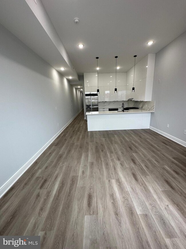 1524 N 4th St, Philadelphia, PA 19122 - photo 4